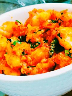 व्रत के आलू (vrat ke aloo recipe in hindi) रेसिपी मुख्य फोटो