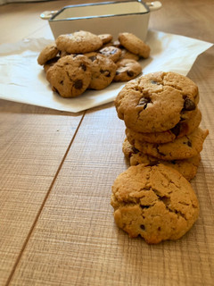 Una foto de Galletas de pepitas de chocolate de Pepa Pig - 4° Cumplemes Carmen (hechas por Mateo)