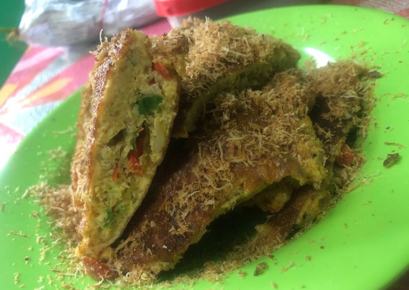 Telor dadar padang Serundeng