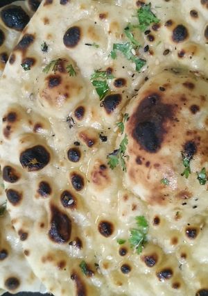 A picture of Tandoori butter naan without yeast.