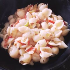 Shell pasta upma A picture of Shell pasta upma.