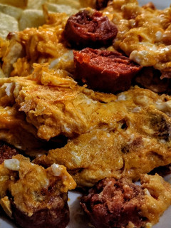 Una foto de TXISTORRA Y Huevos🍳 Revueltos...!😍
