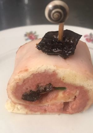 Una foto de Canapés de jamón de pavo