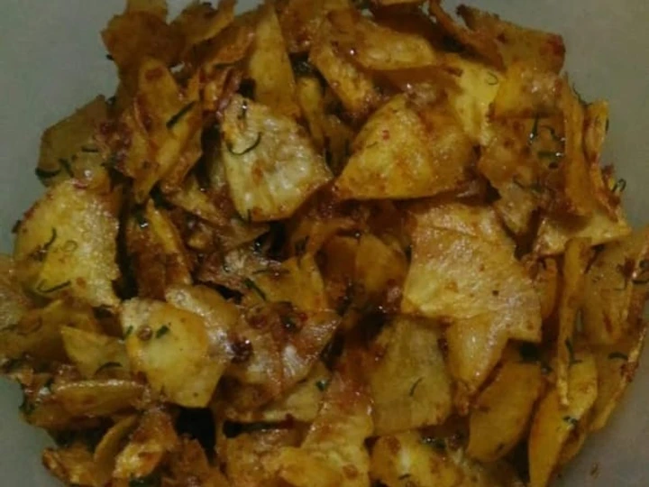 Langkah Mudah untuk Menyiapkan Resep Keripik Singkong Balado Daun Jeruk yang Bisa Manjain Lidah Anti Ribet, Mantap