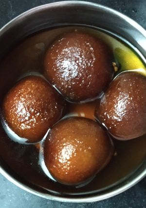 গোলাপজাম (golapjam recipe in Bengali) রেসিপির প্রধান ছবি