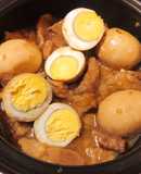 Thịt kho trứng cho bé