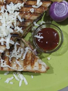 ગ્રિલ પોટેટો સેન્ડવીચ (grilled potato sandwich Recipe in Gujarati) રેસીપી મુખ્ય ફોટો