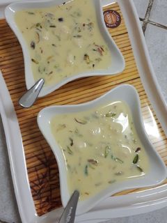 અંગુર રબડી (Angoor Rabdi Recipe In Gujarati) રેસીપી મુખ્ય ફોટો