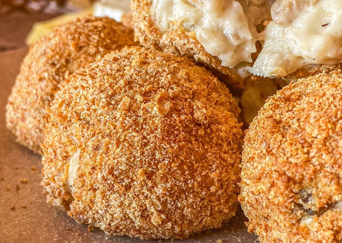 Croquetas saludables de 4 quesos con champiñones