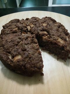 A picture of Apple Cake.