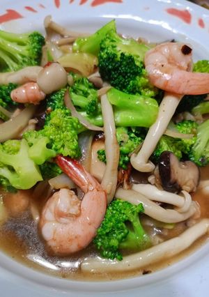 Foto resep Tumis Brokoli duo jamur udang