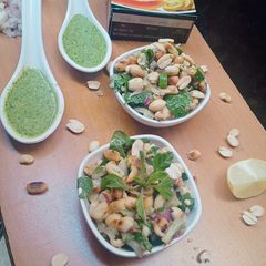 Peanuts fanugreek chaat A picture of Peanuts fanugreek chaat.
