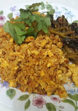 A picture of Thai Tomato Fried Rice.