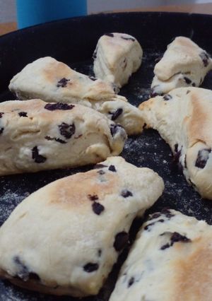 Una foto de (e)Scones dulces 🍪un lujo para hacer en casa !¡ económico y apto principiantes