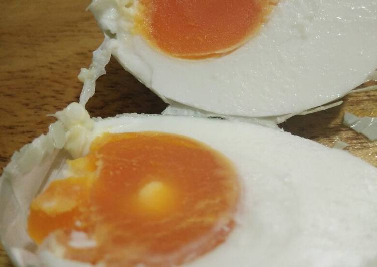 Langkah Mudah untuk Menyiapkan Telur Asin yang Enak