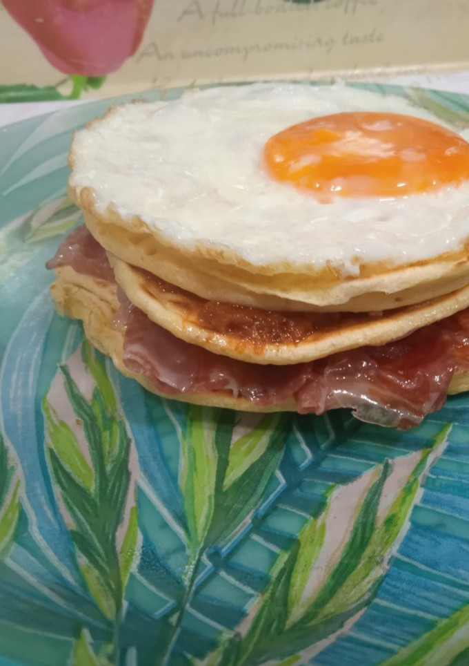 Una foto de Pancakes ibéricos