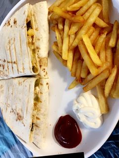 صورة لوصفة كساديّا الدّجاج 😋🌮
