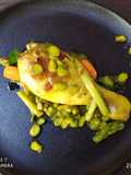 Cosciotto di pollo in umido con punte di asparagi e curcuma