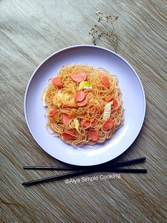Foto resep Bihun Goreng Sosis Saus Teriyaki