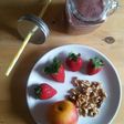 Batido de chocolate y fresa vegano