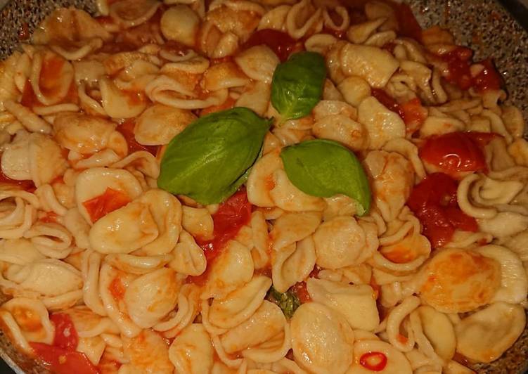 Orecchiette ai due pomodori
