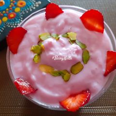 A picture of Strawberry Shrikhand.