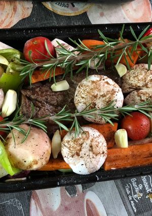 Marha nyak vörösboros zöldségekkel álá Moby recept fotója