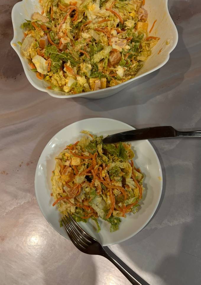 Салат з копченою куркою та морквою по корейськи