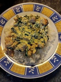 Tejszínes, spenótos csirkemell recept fotója