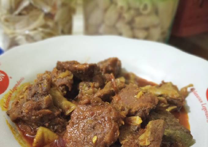 Semur daging sapi