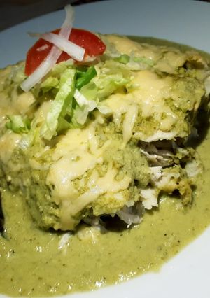 Una foto de Enchiladas suizas
