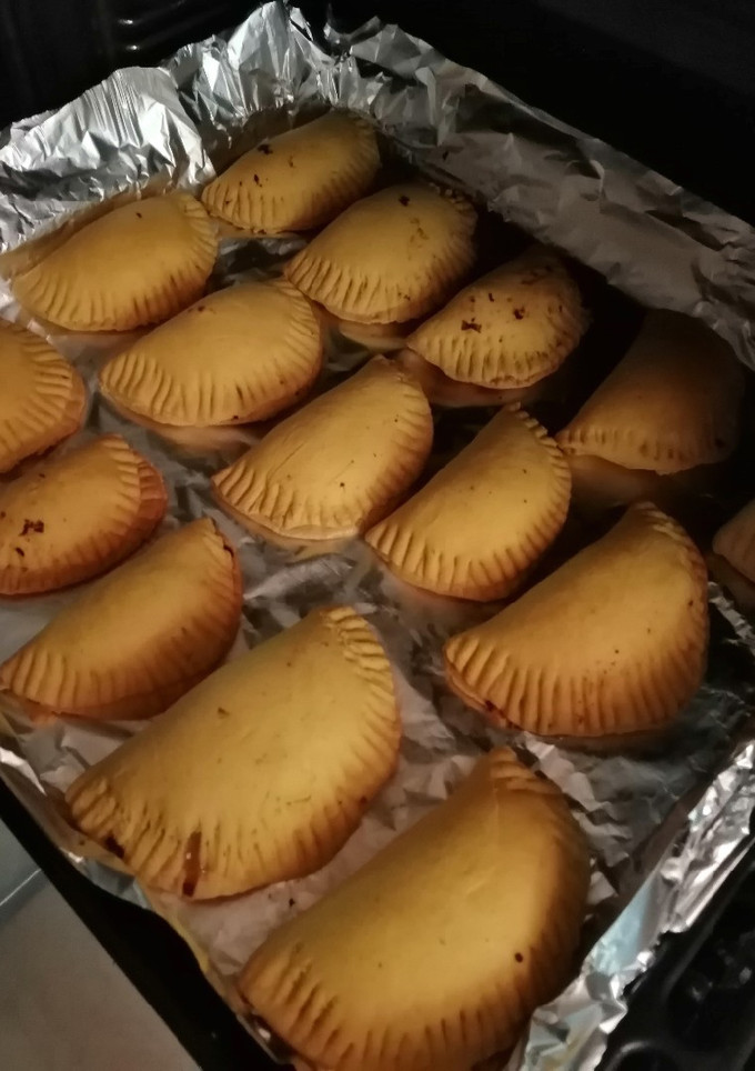 Una foto de Empanadillas jamaicanas🇯🇲