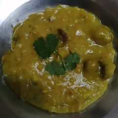 A picture of Matoke with meat#themechallenge.