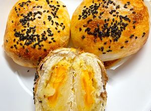 Hình của món Bánh bột mì nhân đậu xanh.