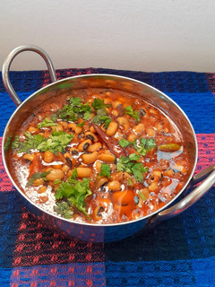 સુકા ચોળા નું શાક (Suka Chora Shak Recipe In Gujarati) રેસીપી મુખ્ય ફોટો