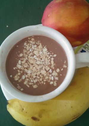 Una foto de Batido de soja y chocolate-desayuno veganísimo