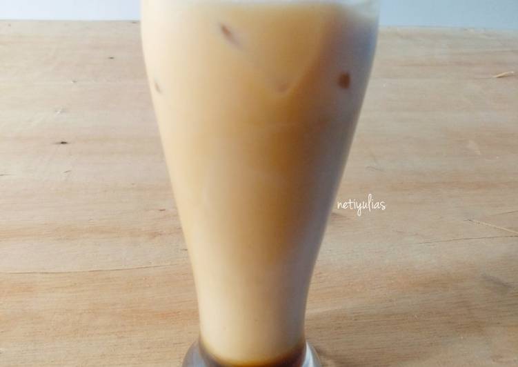 Resep Es kopi susu yang Sempurna