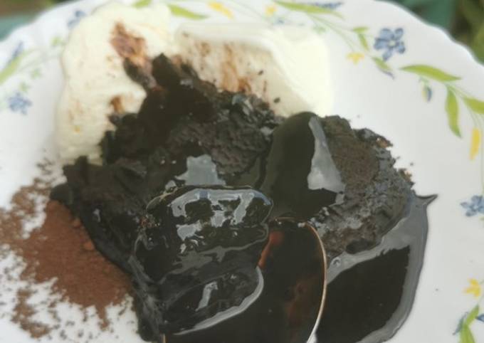 Recipe: Tasty Hot Fudge Cake with Ice Cream