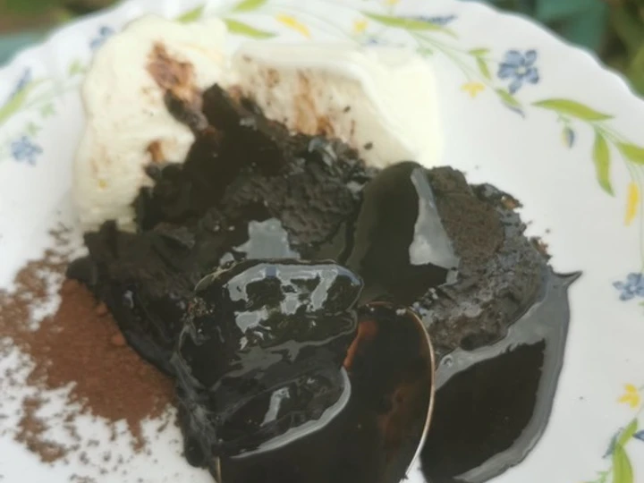 Easy Steps to Prepare Recipes Hot Fudge Cake with Ice Cream the So Delicious Perfect.