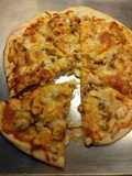 Pizza Crispy Gurih Ayam Soto