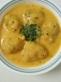 કઢી પકોડા રેસીપી મુખ્ય ફોટો