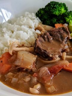 紅酒燉牛肉(和風洋食版) 的食譜成品照片