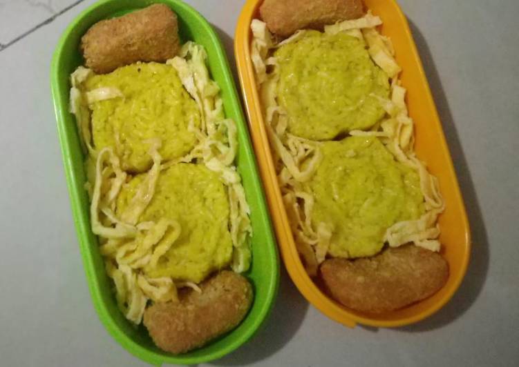 Nasi kuning magicom
