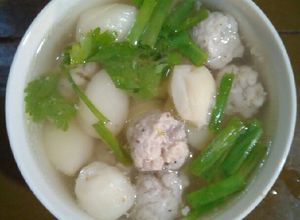 Hình của món Súp củ lùn.