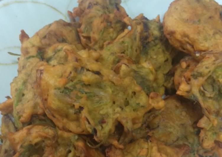 Steps to Prepare Award-winning Piyaz pakore