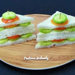 A picture of Plain Veggie Sandwich.