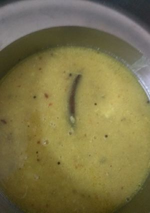 અડદ ની દાળ (Urad Dal Recipe In Gujarati) રેસીપી મુખ્ય ફોટો