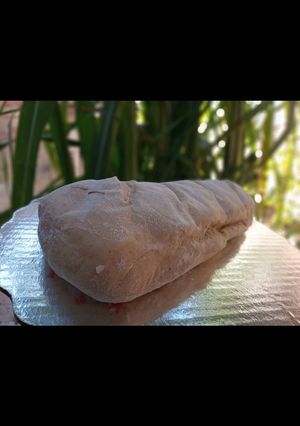 Una foto de Ciabatta artesanal con aceitunas