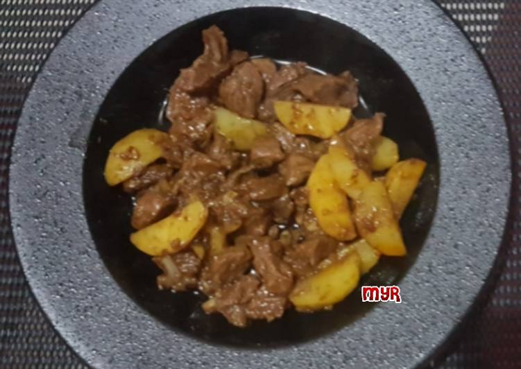 Sapi Kentang Tumis Kecap
