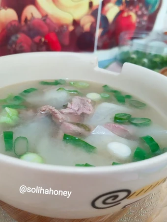 Langkah Mudah untuk Menyiapkan Resep Sogeogi Mu Guk (Sup Sapi Lobak Korea) Anti Ribet, Lezat Sekali